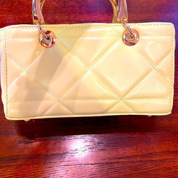 NWT🍋ALDO🍋 Bright Adorable Date Night Purse - Picture 6 of 12